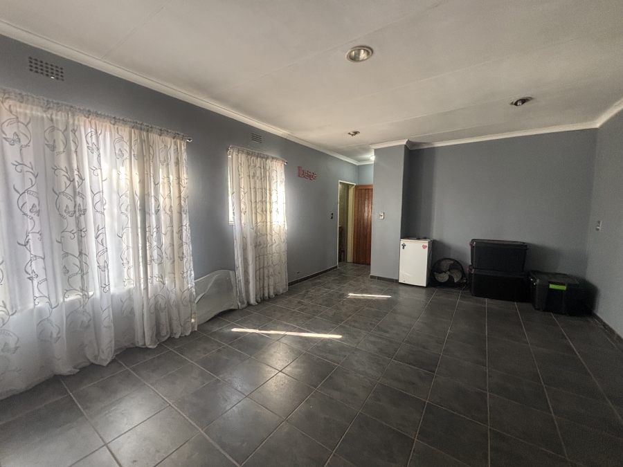 5 Bedroom Property for Sale in Die Heuwel Mpumalanga
