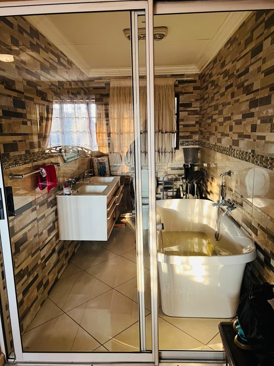 4 Bedroom Property for Sale in Ackerville Mpumalanga
