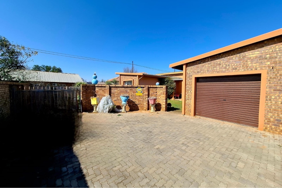 3 Bedroom Property for Sale in Middelburg South Mpumalanga
