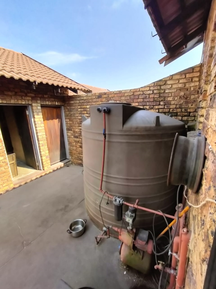 3 Bedroom Property for Sale in Witbank Ext 16 Mpumalanga