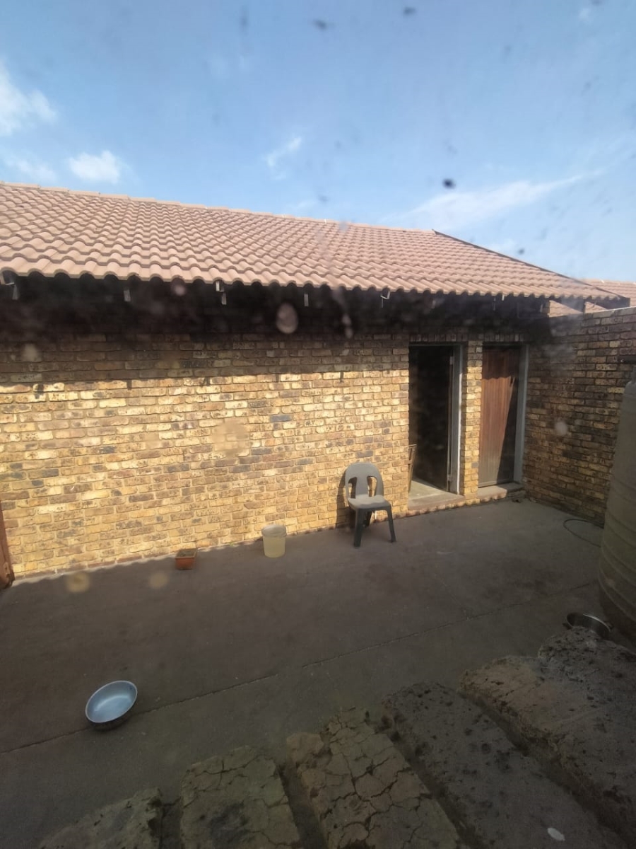 3 Bedroom Property for Sale in Witbank Ext 16 Mpumalanga