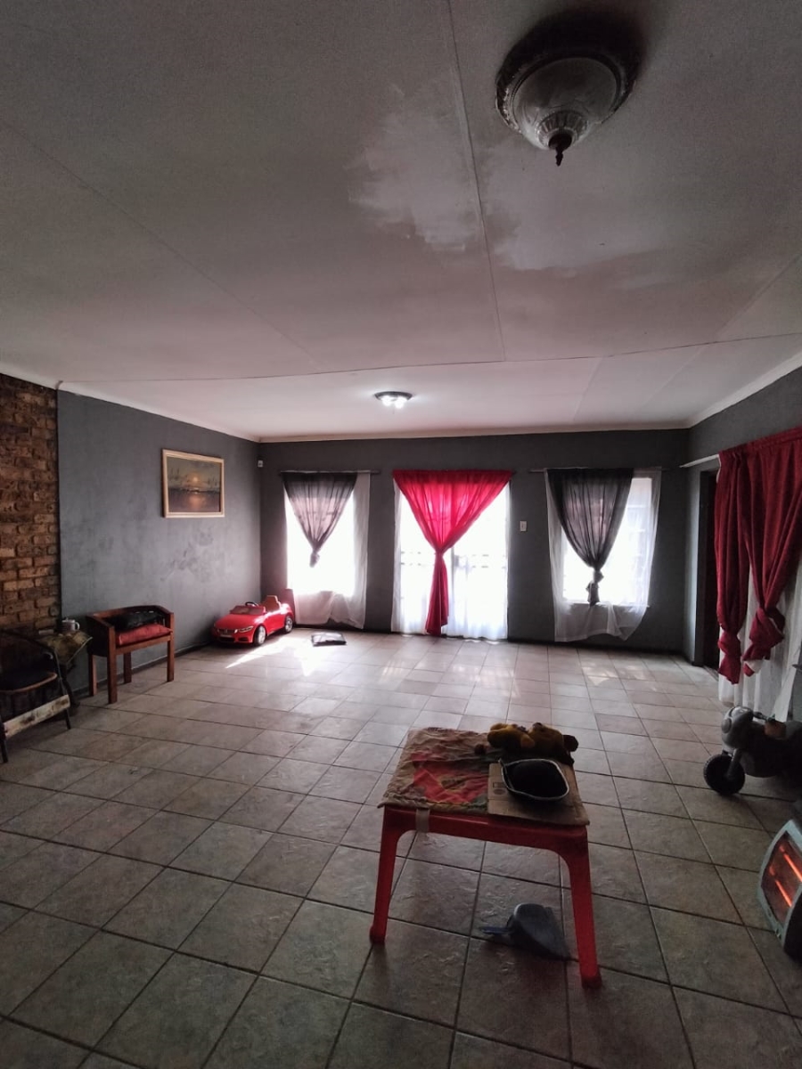3 Bedroom Property for Sale in Witbank Ext 16 Mpumalanga