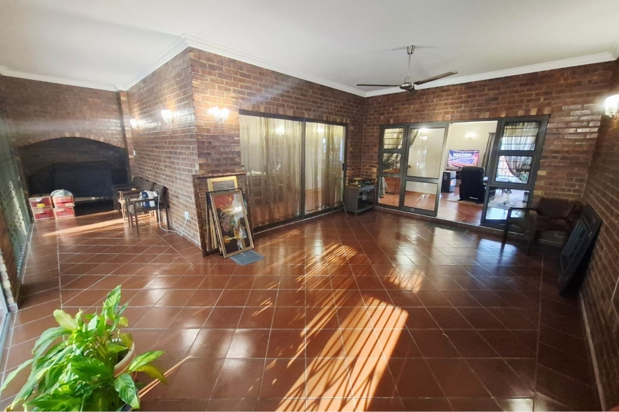 4 Bedroom Property for Sale in Clubville Mpumalanga