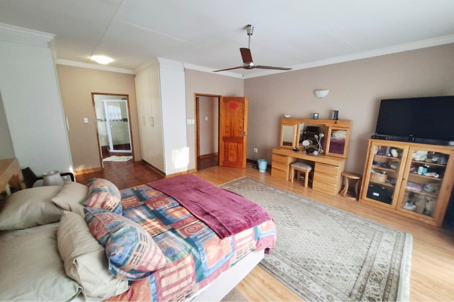 4 Bedroom Property for Sale in Clubville Mpumalanga