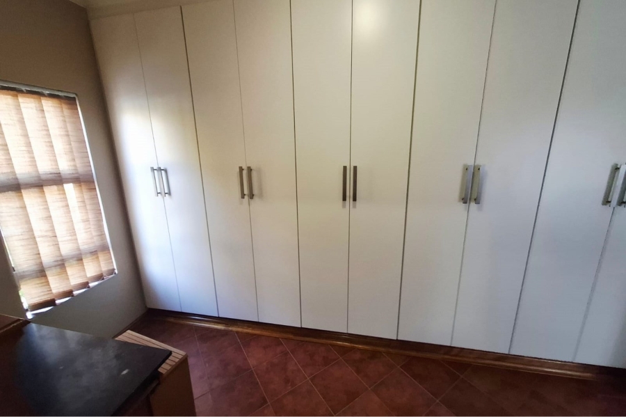 4 Bedroom Property for Sale in Clubville Mpumalanga