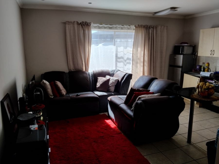 1 Bedroom Property for Sale in Middelburg Central Mpumalanga