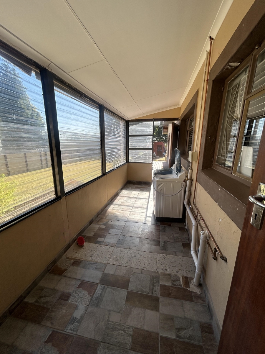 To Let 8 Bedroom Property for Rent in West Acres Mpumalanga