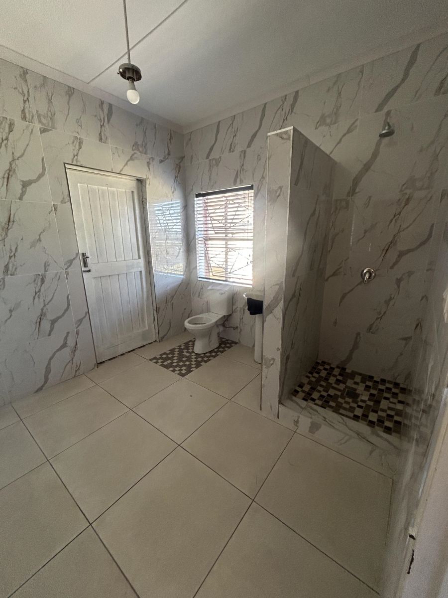 To Let 8 Bedroom Property for Rent in West Acres Mpumalanga