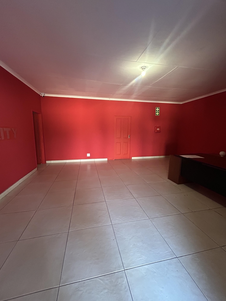 To Let 8 Bedroom Property for Rent in West Acres Mpumalanga