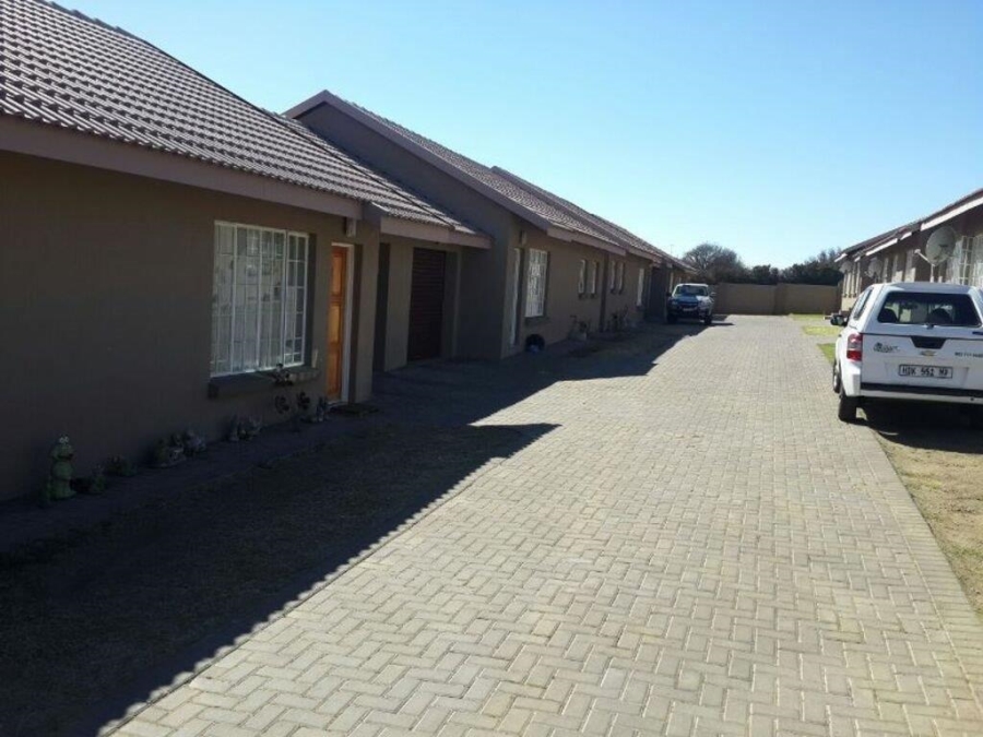 2 Bedroom Property for Sale in Flora Park Mpumalanga