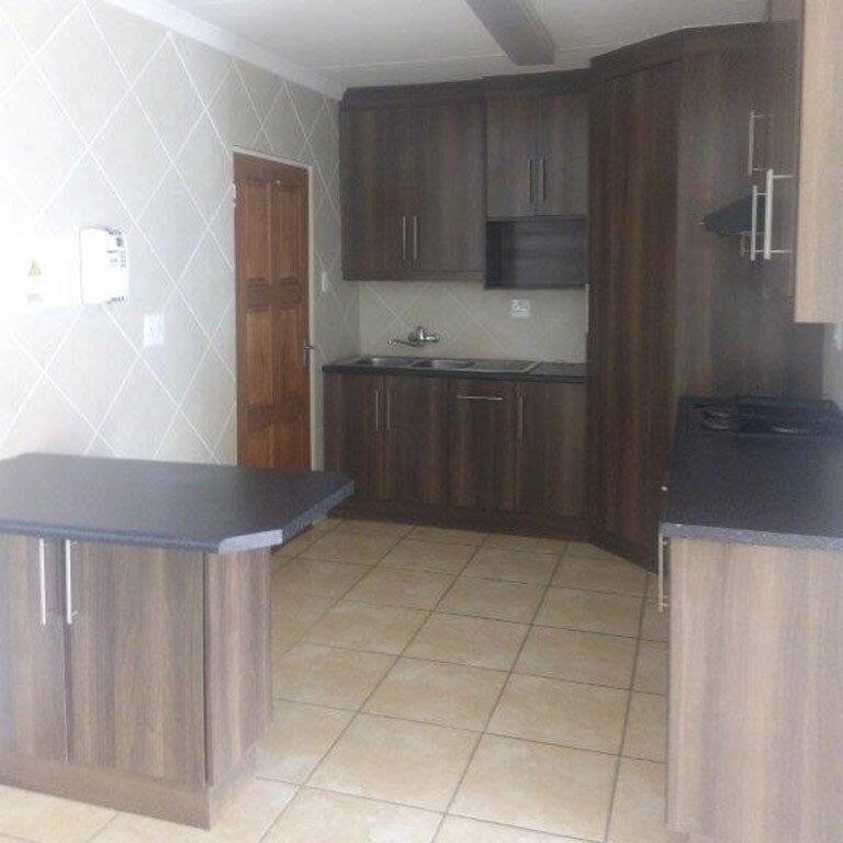 2 Bedroom Property for Sale in Flora Park Mpumalanga