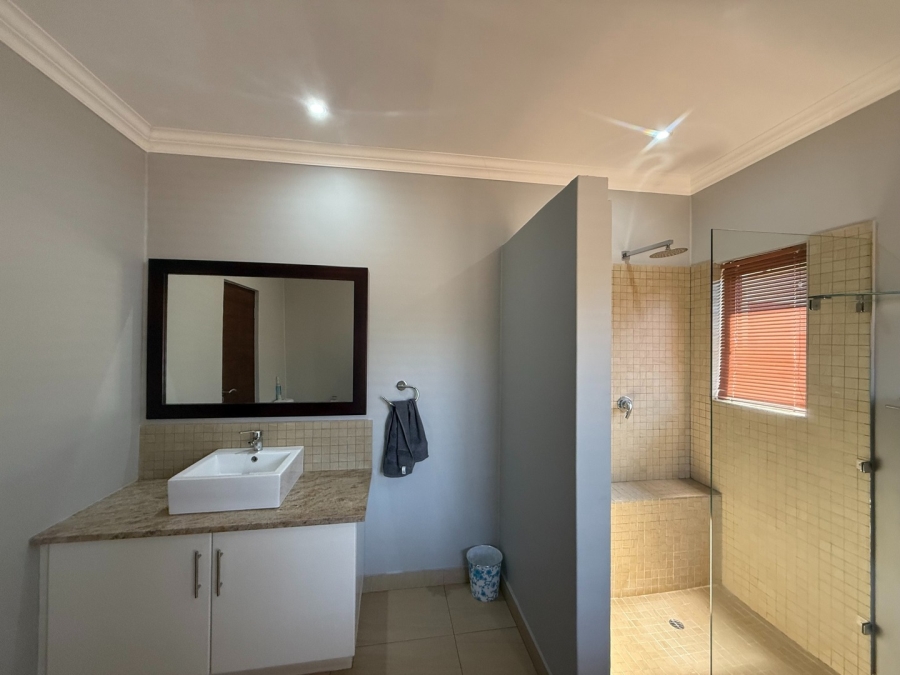 To Let 4 Bedroom Property for Rent in White River Estates Mpumalanga