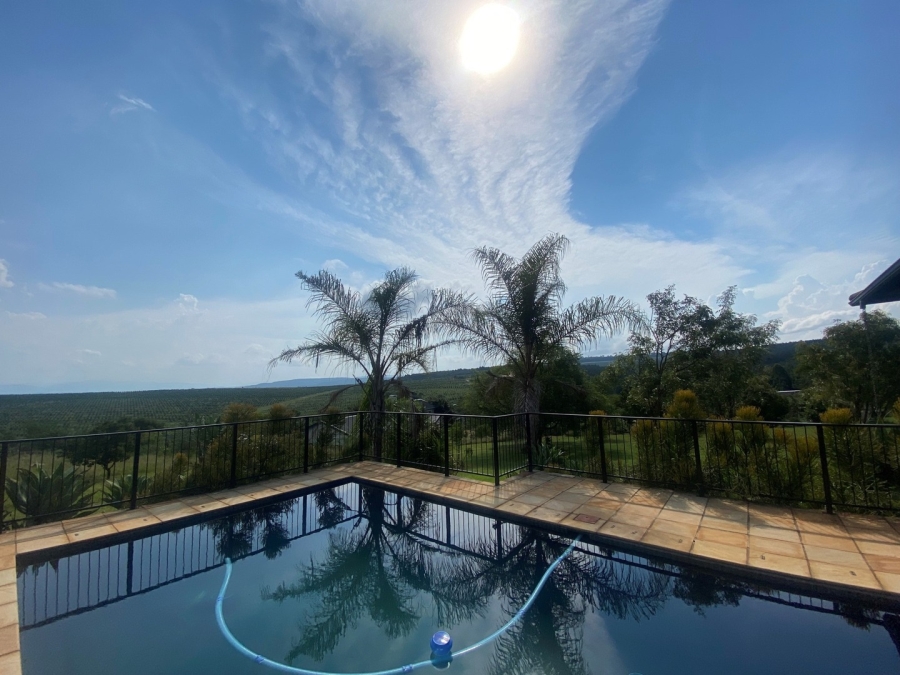 To Let 4 Bedroom Property for Rent in White River Estates Mpumalanga