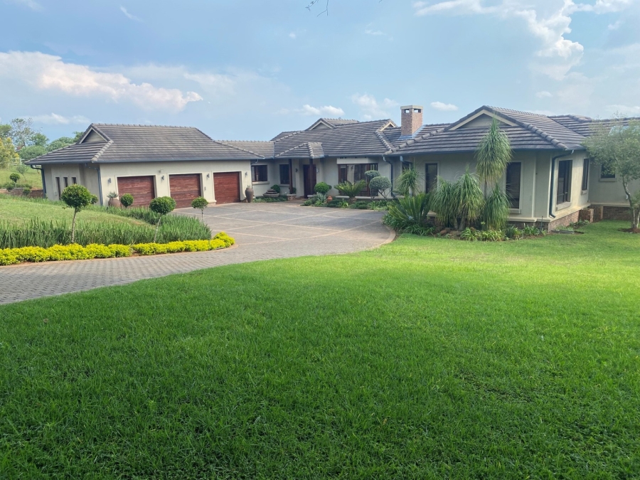 To Let 4 Bedroom Property for Rent in White River Estates Mpumalanga