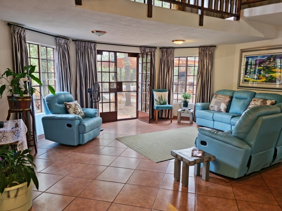 5 Bedroom Property for Sale in Marloth Park Mpumalanga