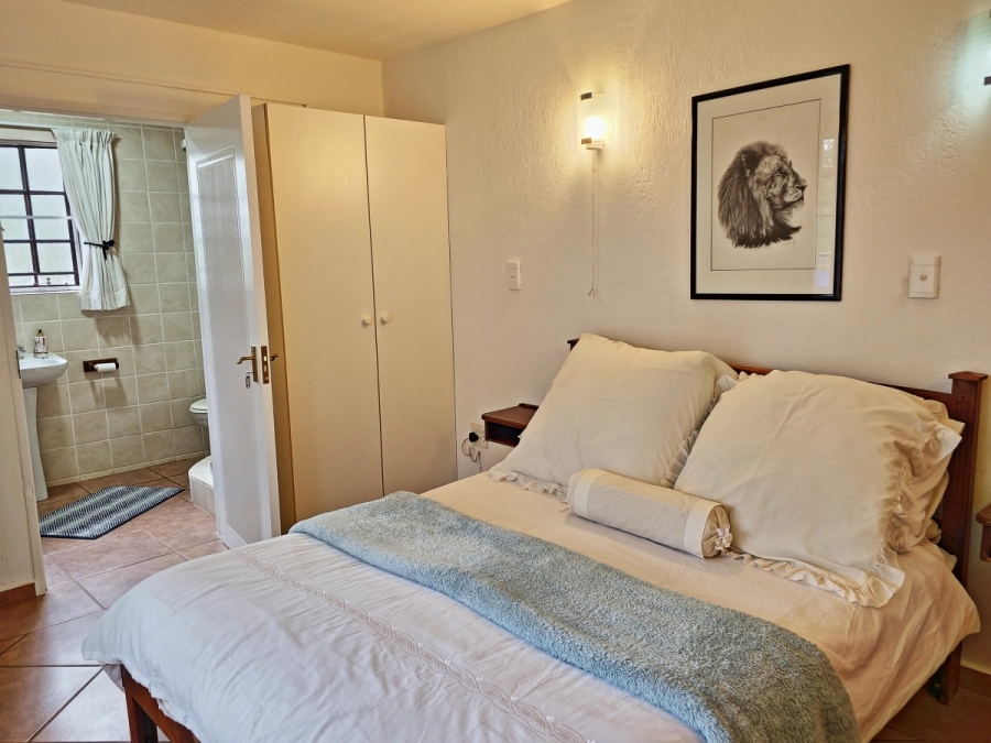 5 Bedroom Property for Sale in Marloth Park Mpumalanga