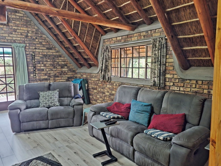 5 Bedroom Property for Sale in Marloth Park Mpumalanga