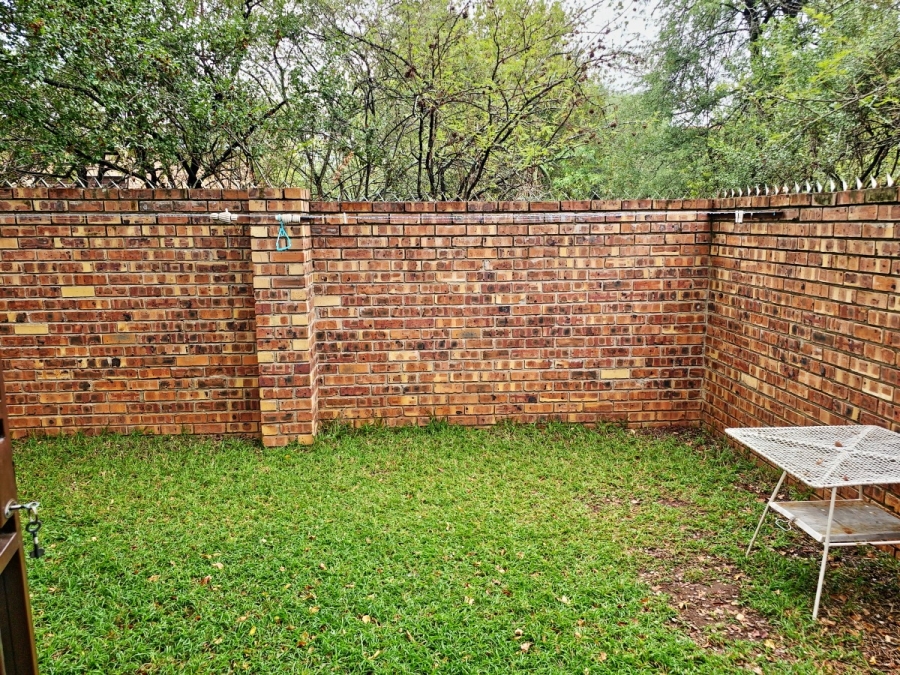 5 Bedroom Property for Sale in Marloth Park Mpumalanga