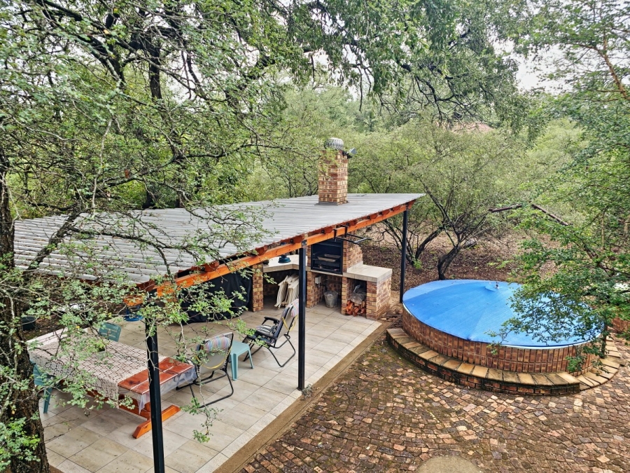 5 Bedroom Property for Sale in Marloth Park Mpumalanga