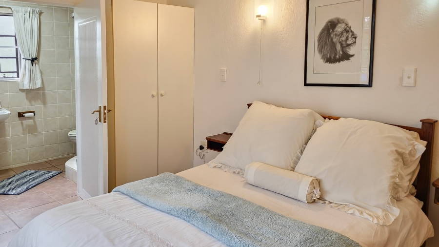 5 Bedroom Property for Sale in Marloth Park Mpumalanga