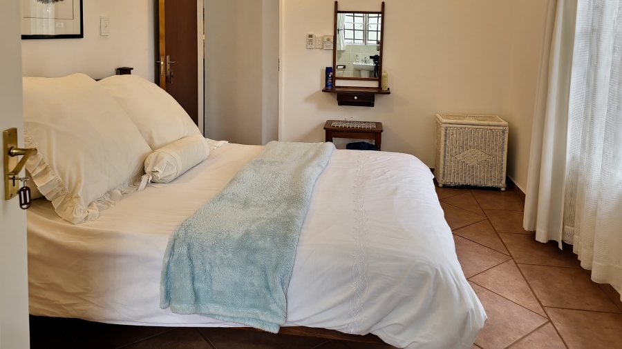 5 Bedroom Property for Sale in Marloth Park Mpumalanga