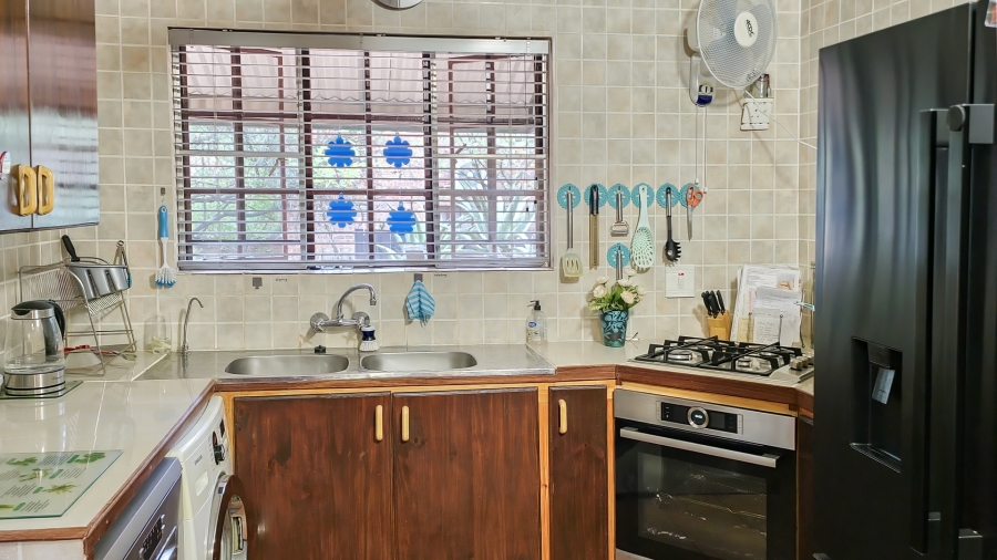 5 Bedroom Property for Sale in Marloth Park Mpumalanga