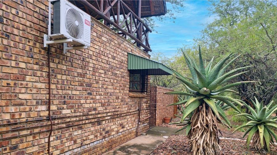 5 Bedroom Property for Sale in Marloth Park Mpumalanga