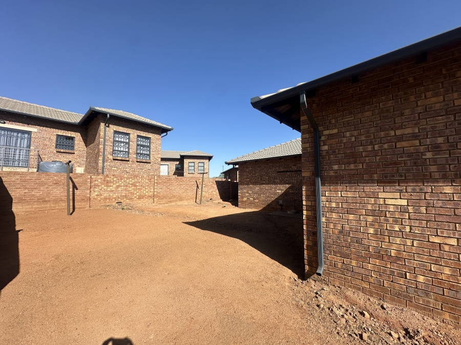 3 Bedroom Property for Sale in Die Heuwel Ext 2 Mpumalanga