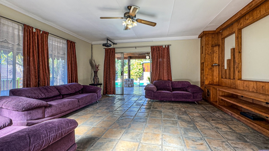4 Bedroom Property for Sale in West Acres Ext 6 Mpumalanga