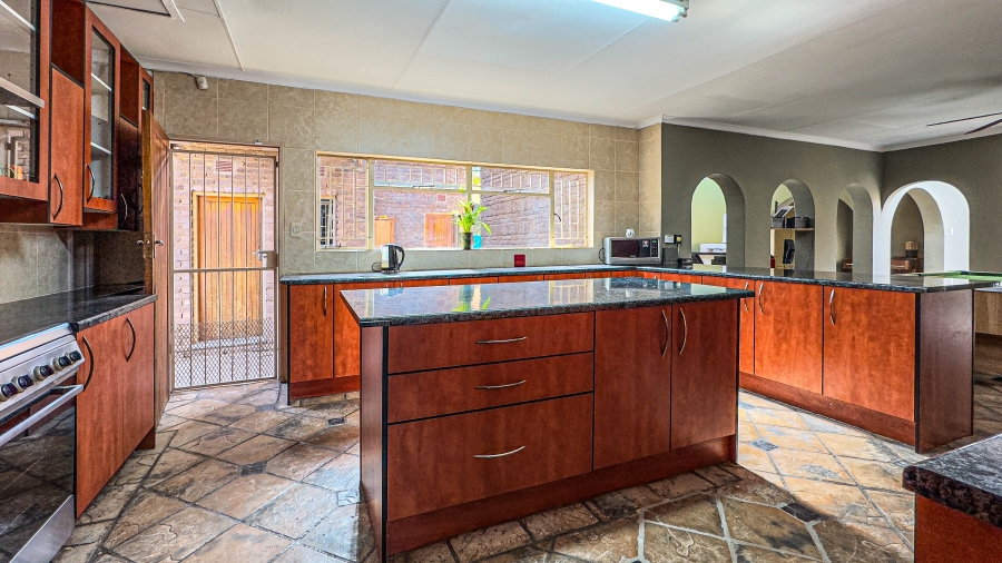 4 Bedroom Property for Sale in West Acres Ext 6 Mpumalanga