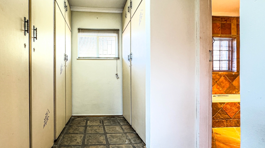 4 Bedroom Property for Sale in West Acres Ext 6 Mpumalanga