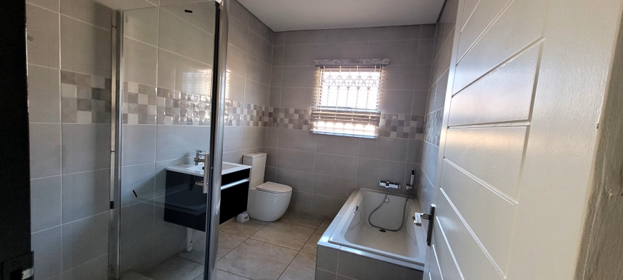 3 Bedroom Property for Sale in Aerorand Mpumalanga