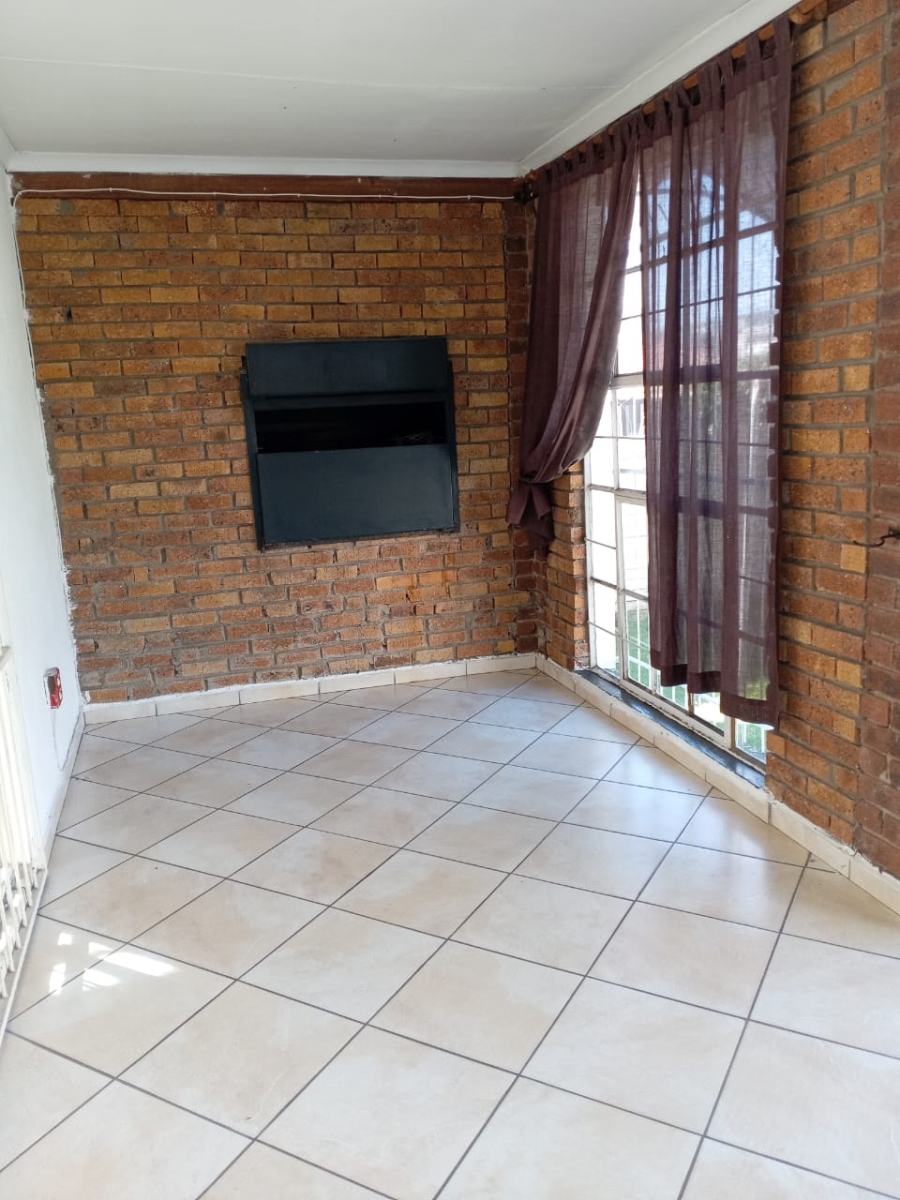 To Let 4 Bedroom Property for Rent in Charl Cilliers Mpumalanga