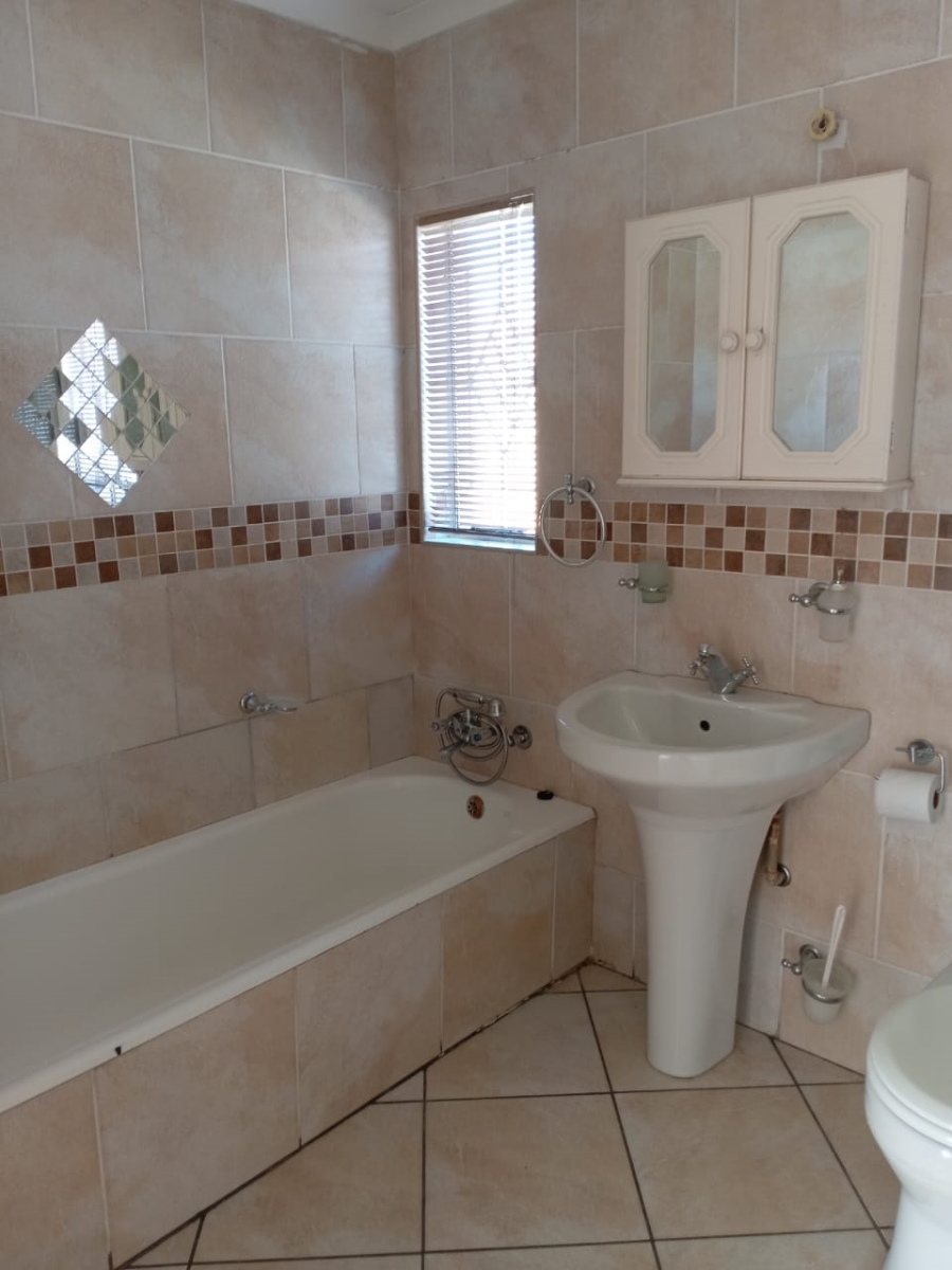 To Let 4 Bedroom Property for Rent in Charl Cilliers Mpumalanga