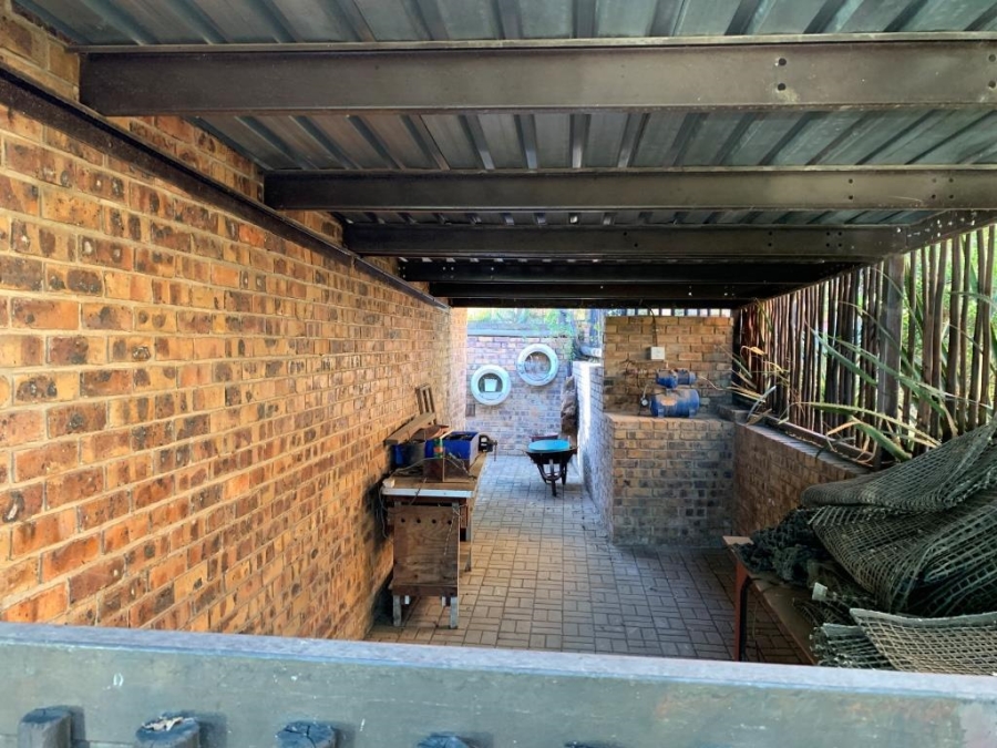 2 Bedroom Property for Sale in Kranspoort Mpumalanga