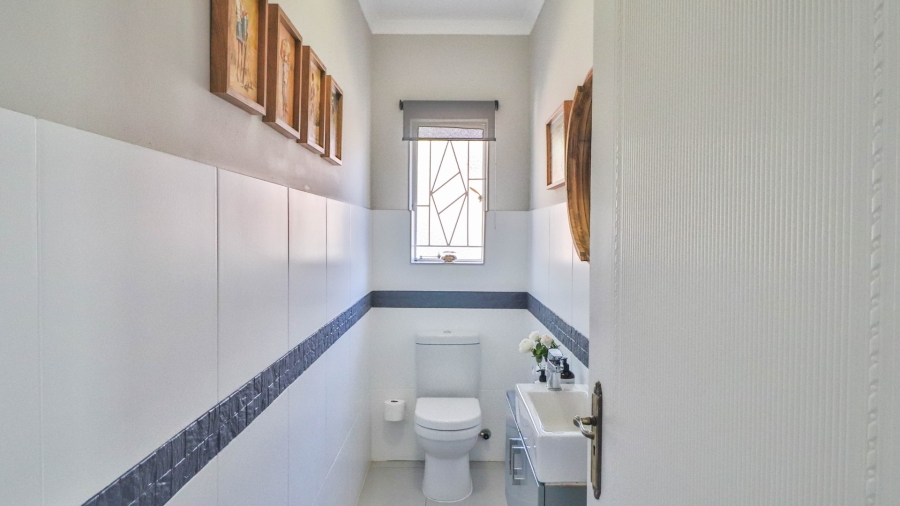 4 Bedroom Property for Sale in Kingsview Ext 1 Mpumalanga