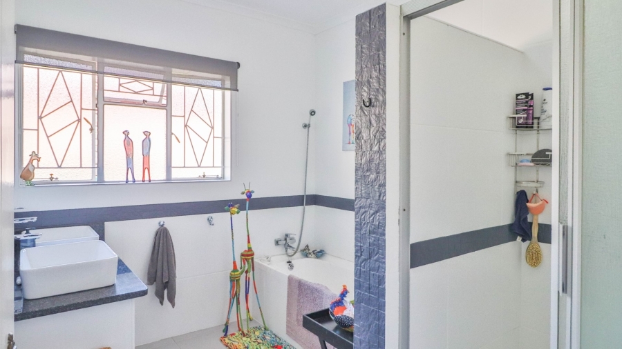 4 Bedroom Property for Sale in Kingsview Ext 1 Mpumalanga