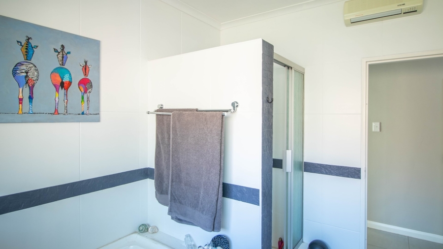 4 Bedroom Property for Sale in Kingsview Ext 1 Mpumalanga