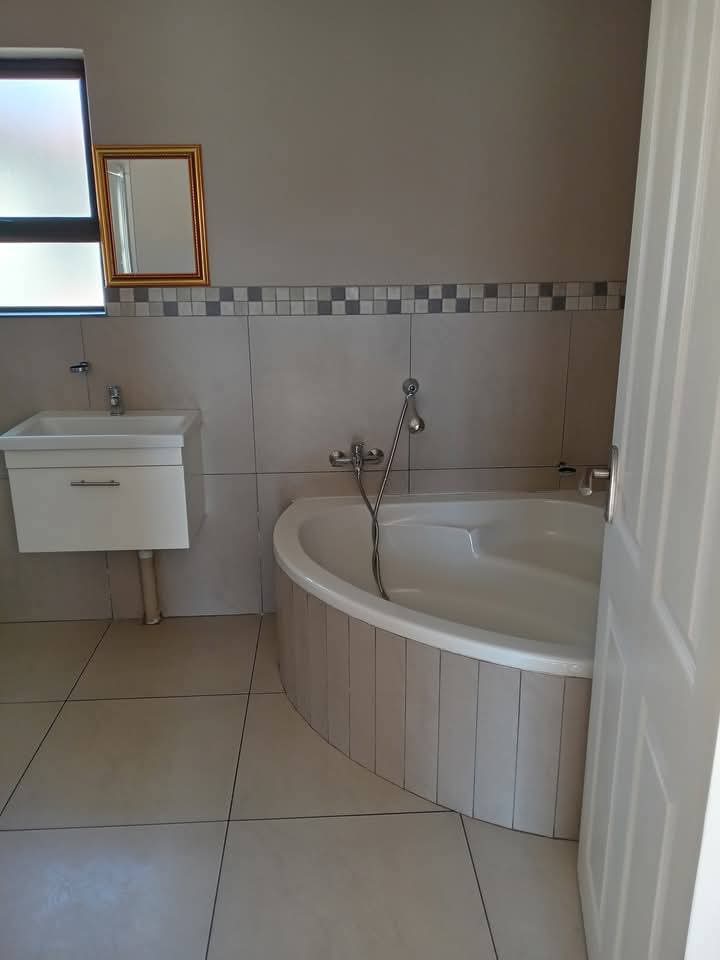 To Let 3 Bedroom Property for Rent in Noordrand Mpumalanga