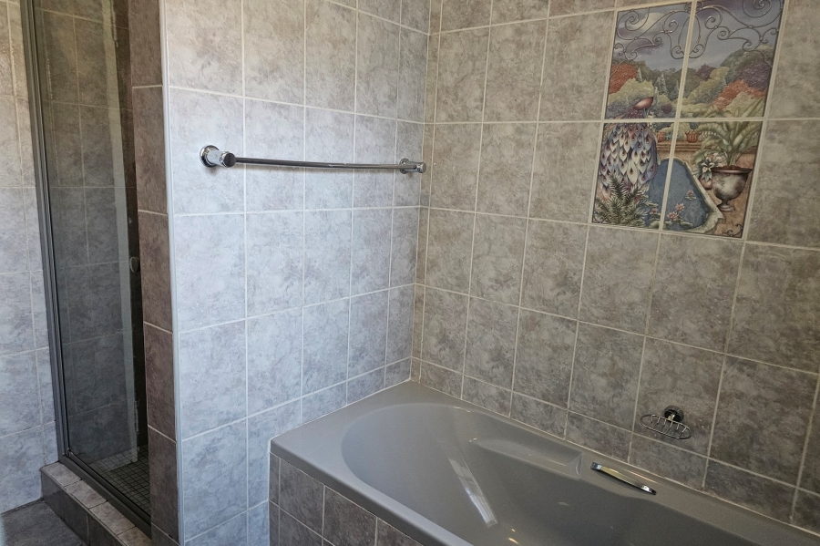 4 Bedroom Property for Sale in Del Judor Ext 4 Mpumalanga
