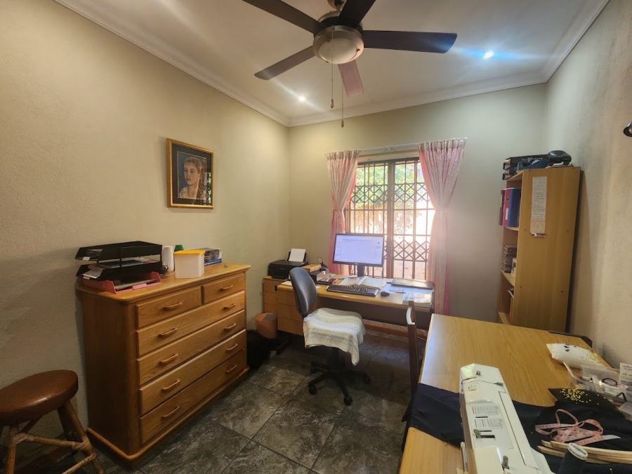 3 Bedroom Property for Sale in West Acres Mpumalanga