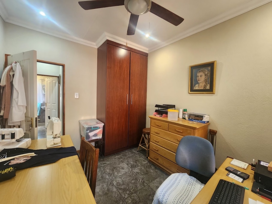 3 Bedroom Property for Sale in West Acres Mpumalanga