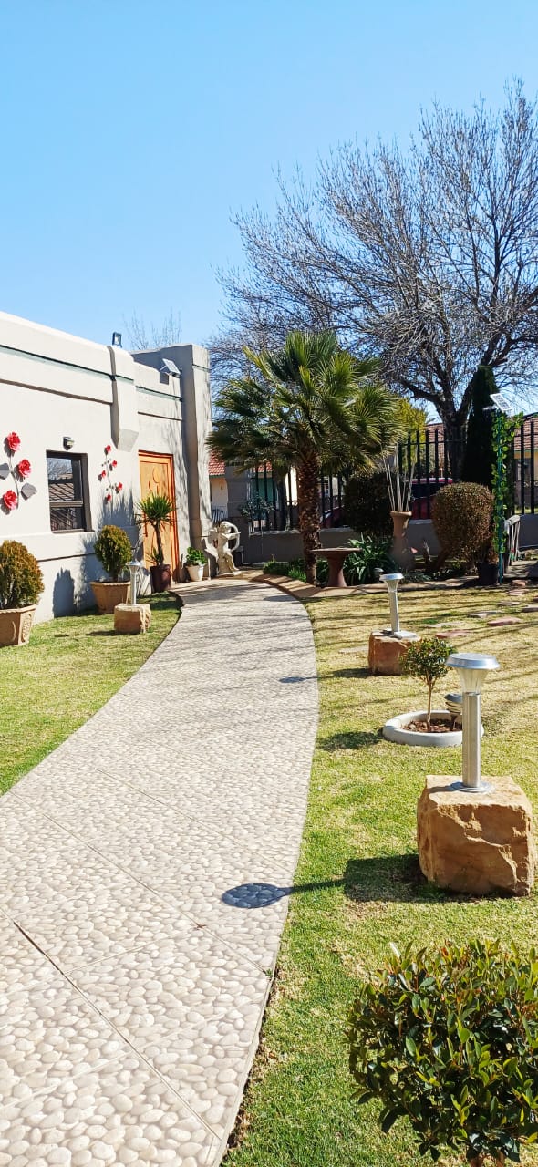 4 Bedroom Property for Sale in Secunda Mpumalanga