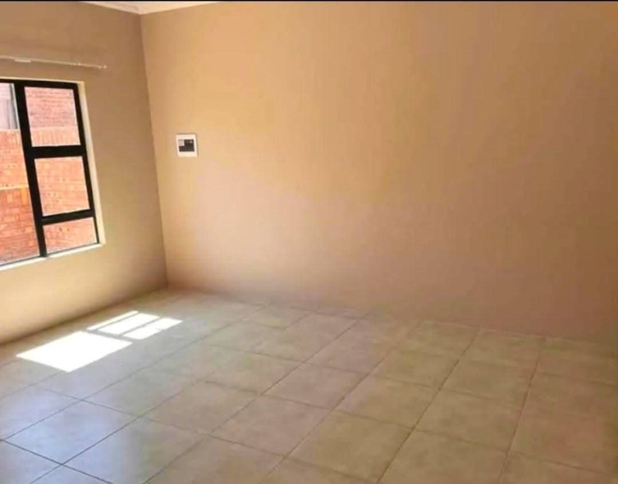 To Let 3 Bedroom Property for Rent in Terra Nova Mpumalanga