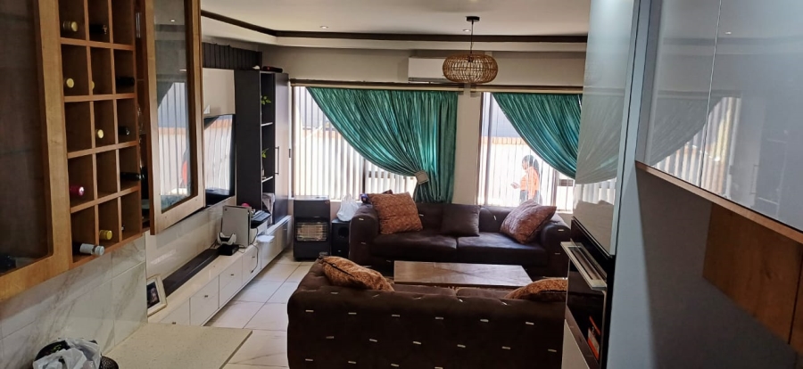 3 Bedroom Property for Sale in Noordrand Mpumalanga