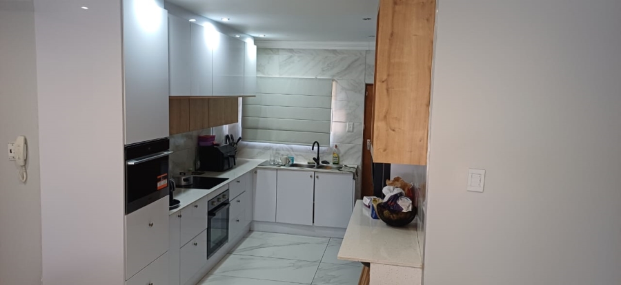 3 Bedroom Property for Sale in Noordrand Mpumalanga