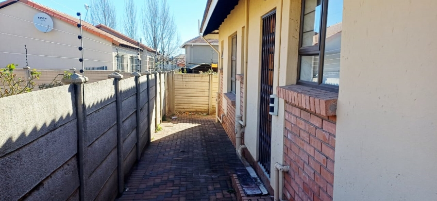 3 Bedroom Property for Sale in Noordrand Mpumalanga