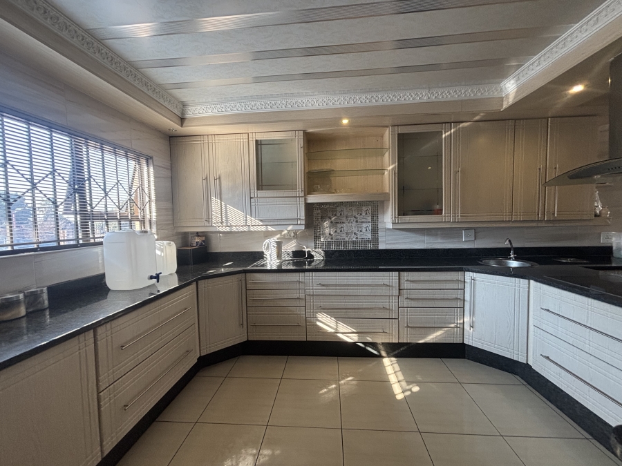 4 Bedroom Property for Sale in Die Heuwel Ext 4 Mpumalanga