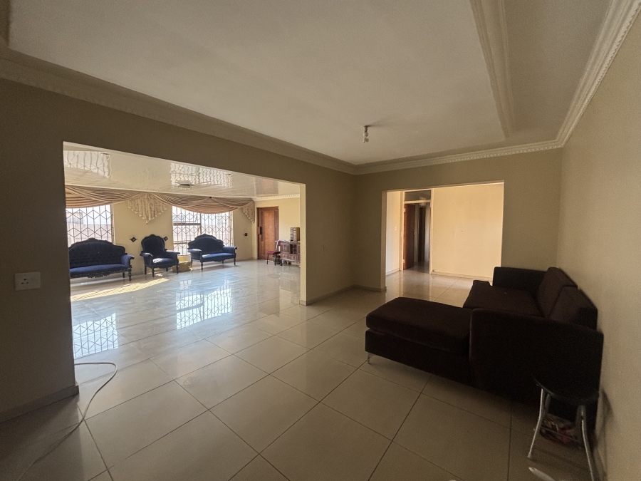 4 Bedroom Property for Sale in Die Heuwel Ext 4 Mpumalanga