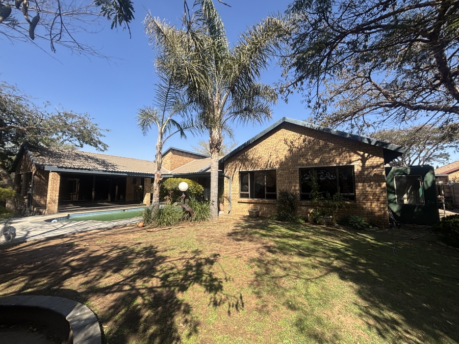 3 Bedroom Property for Sale in Ben Fleur Mpumalanga